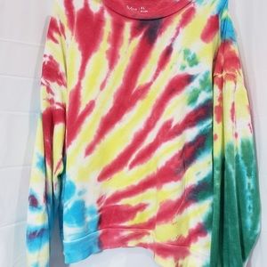 Unique Tye Dye Sweatshirt with crew neck